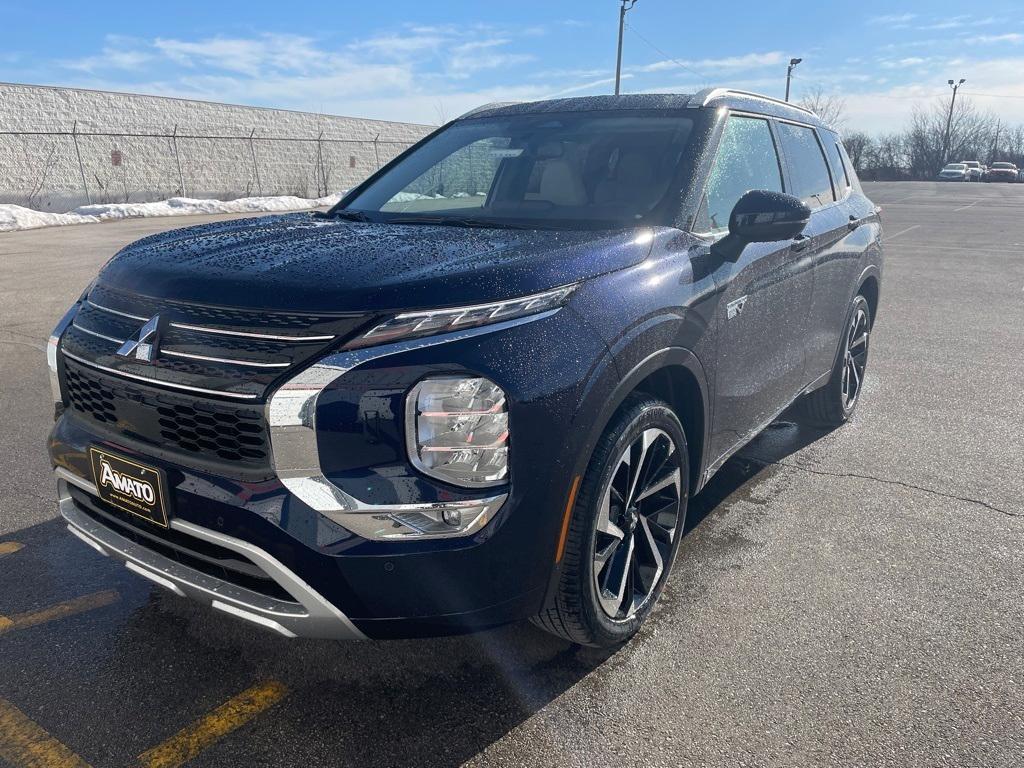 new 2025 Mitsubishi Outlander PHEV car, priced at $48,310