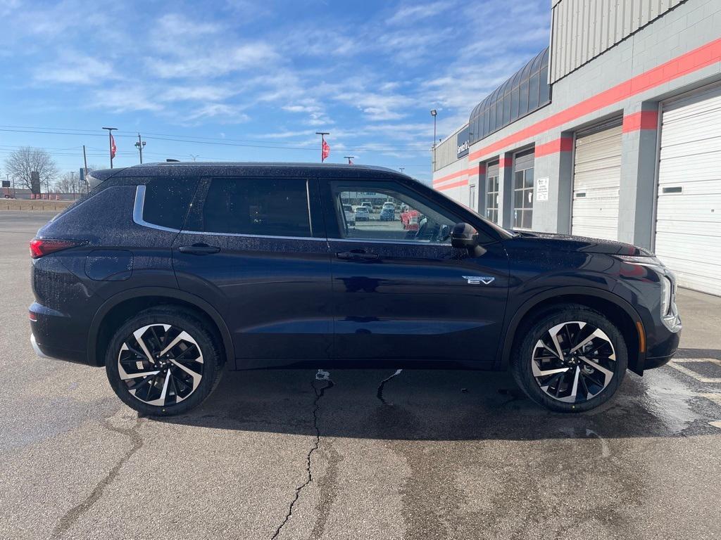 new 2025 Mitsubishi Outlander PHEV car, priced at $48,310