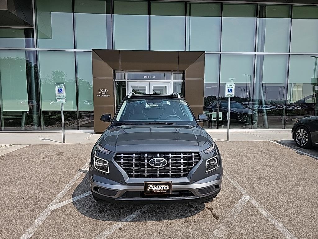 new 2025 Hyundai Venue car, priced at $25,385