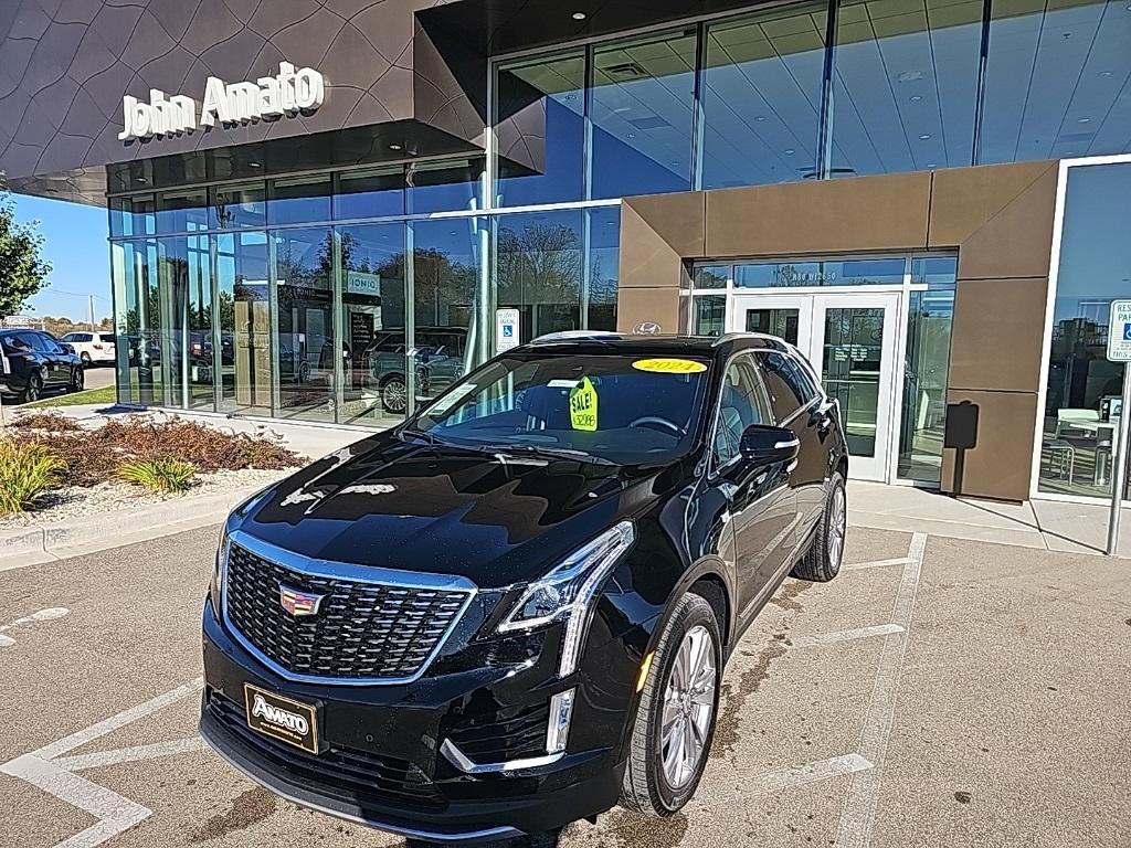 used 2024 Cadillac XT5 car, priced at $32,788