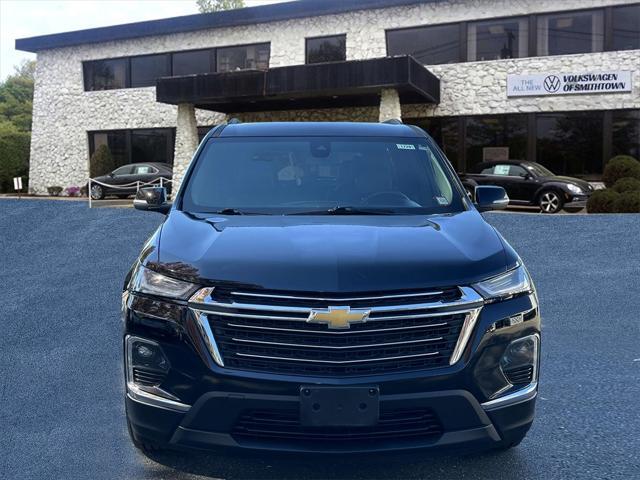 used 2022 Chevrolet Traverse car, priced at $27,495