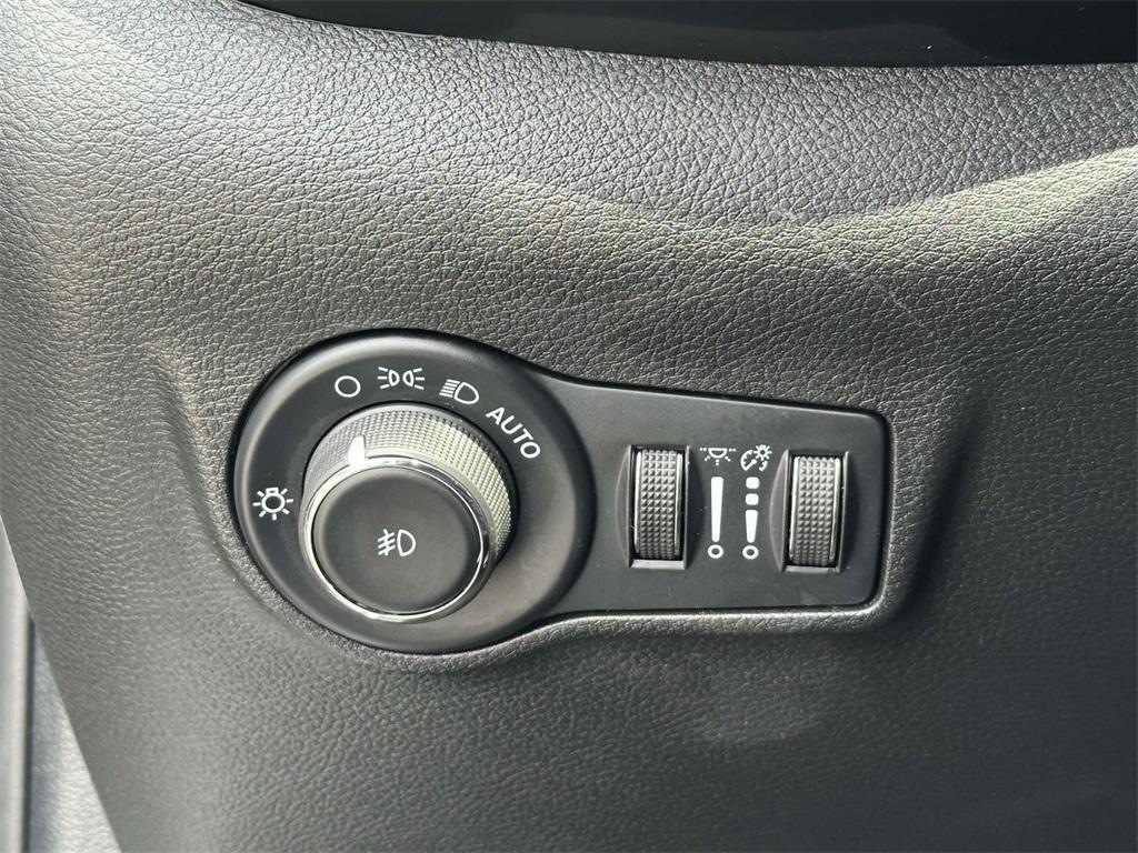 used 2024 Jeep Compass car, priced at $21,195