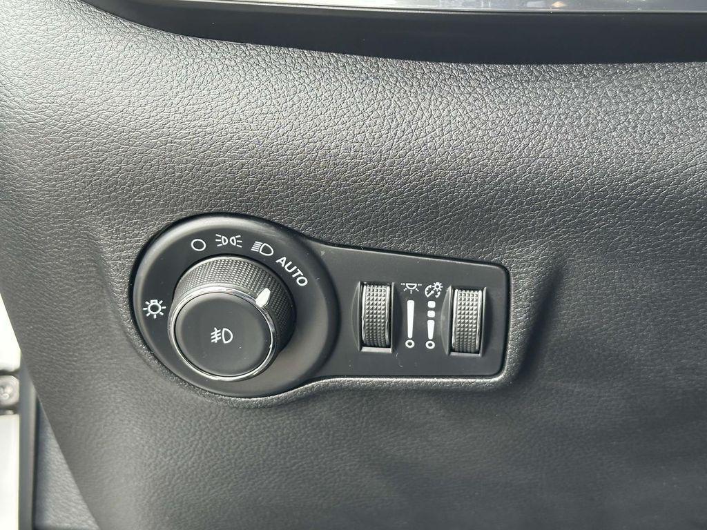 used 2022 Jeep Compass car, priced at $16,195
