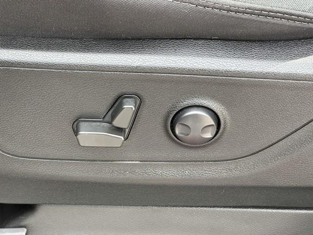 used 2022 Ram 1500 car, priced at $30,995