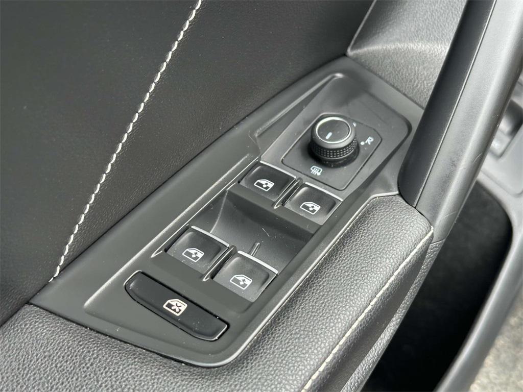 used 2022 Volkswagen Tiguan car, priced at $18,995