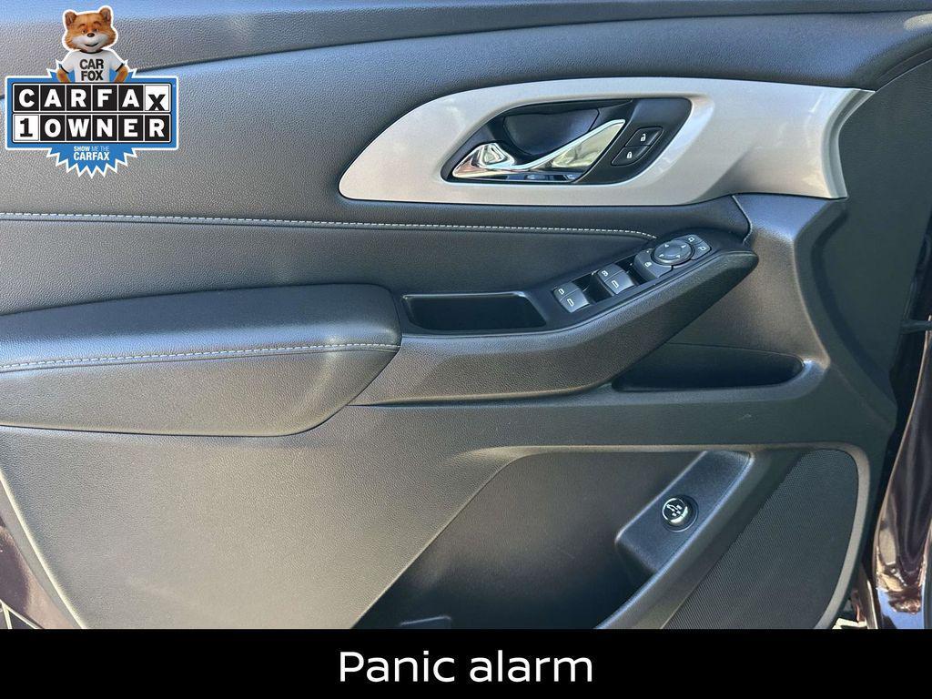 used 2022 Chevrolet Traverse car, priced at $25,200