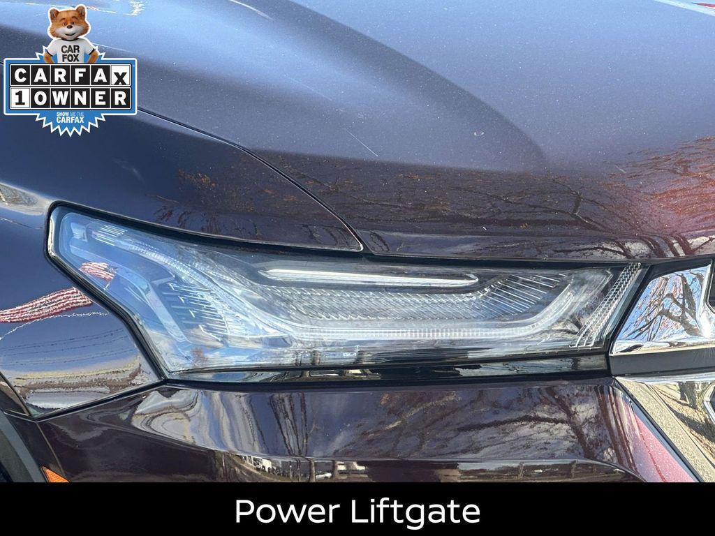 used 2022 Chevrolet Traverse car, priced at $25,200