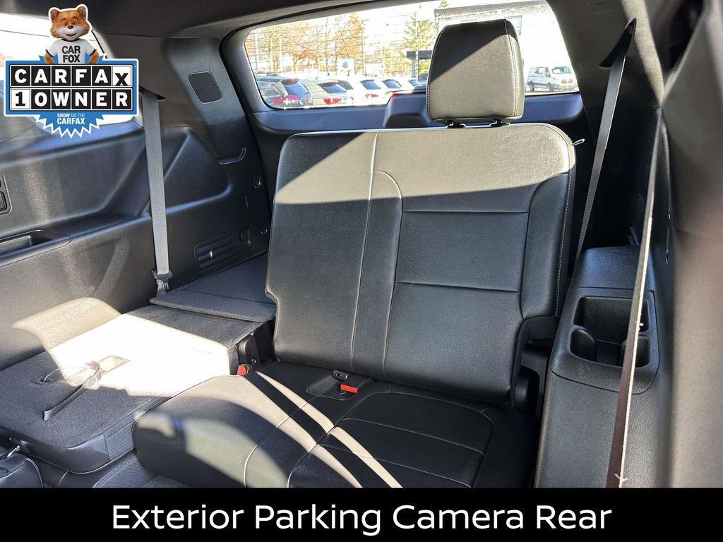 used 2022 Chevrolet Traverse car, priced at $25,200