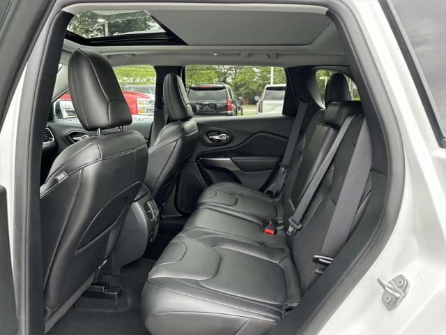 used 2020 Jeep Cherokee car, priced at $20,995