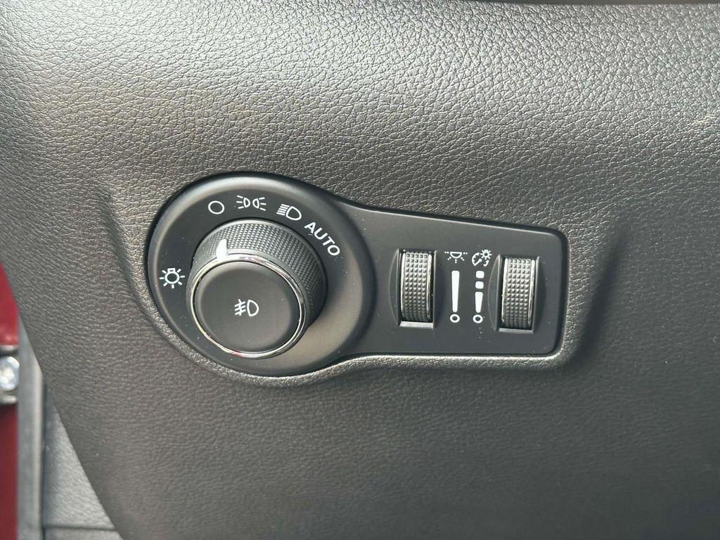 used 2022 Jeep Compass car, priced at $20,000