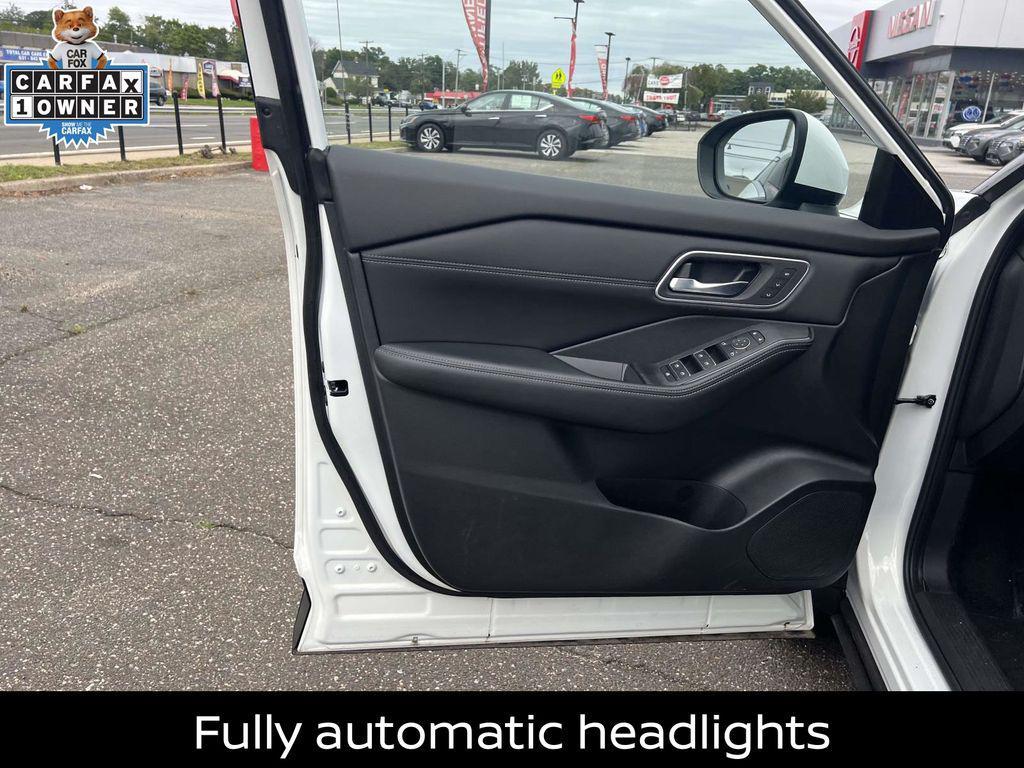 used 2024 Nissan Rogue car, priced at $31,400