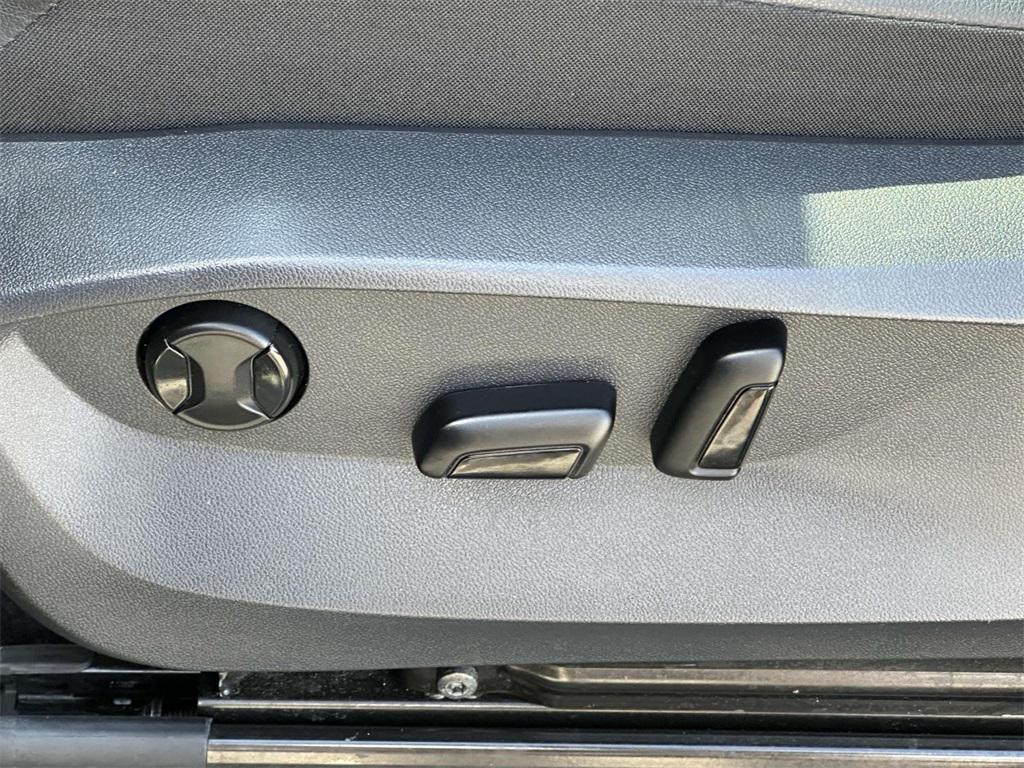 used 2022 Volkswagen Tiguan car, priced at $19,995