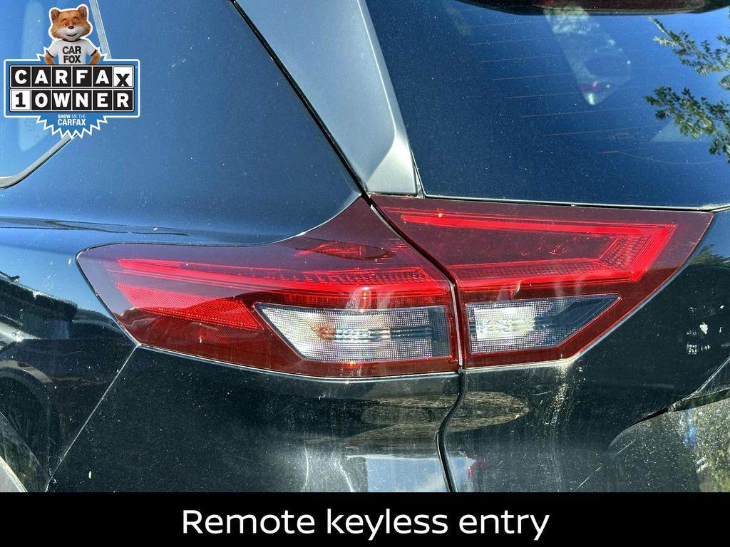 used 2022 Nissan Rogue car, priced at $20,782