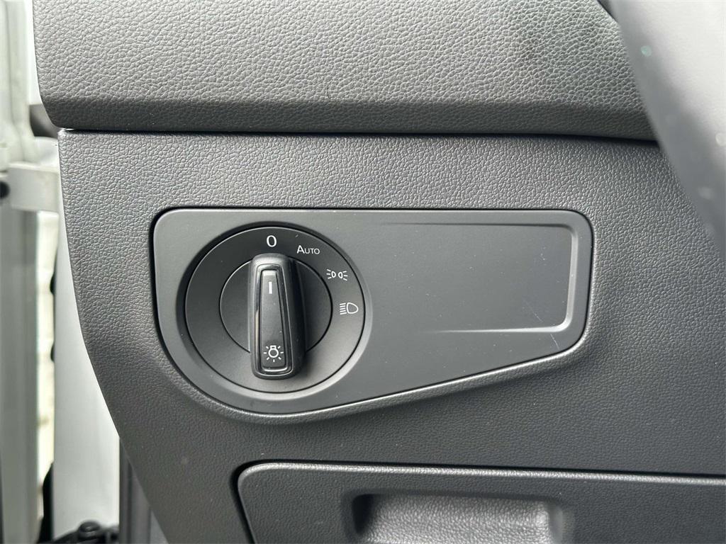 used 2022 Volkswagen Tiguan car, priced at $18,195