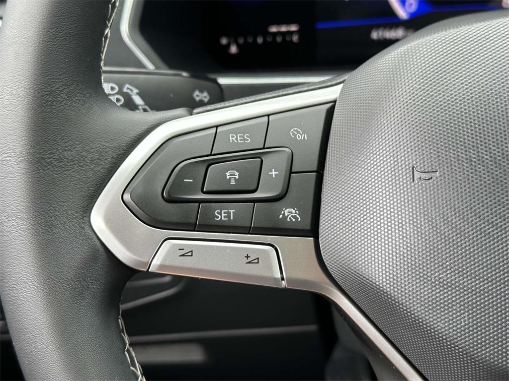 used 2022 Volkswagen Tiguan car, priced at $18,195