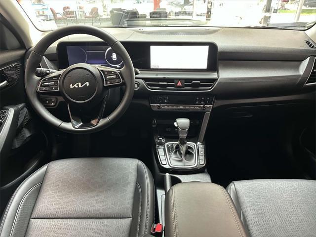 used 2025 Kia Seltos car