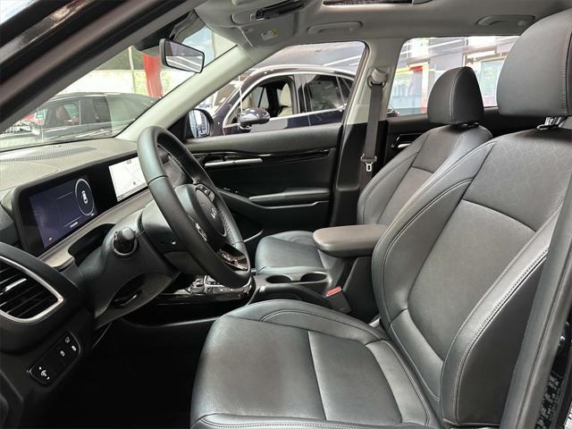 used 2025 Kia Seltos car