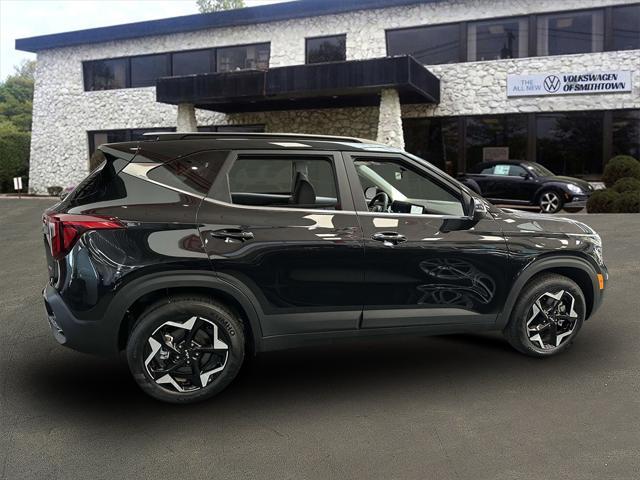 used 2025 Kia Seltos car