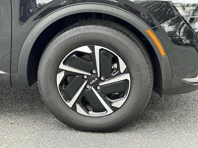 used 2023 Kia Sportage Hybrid car, priced at $23,595