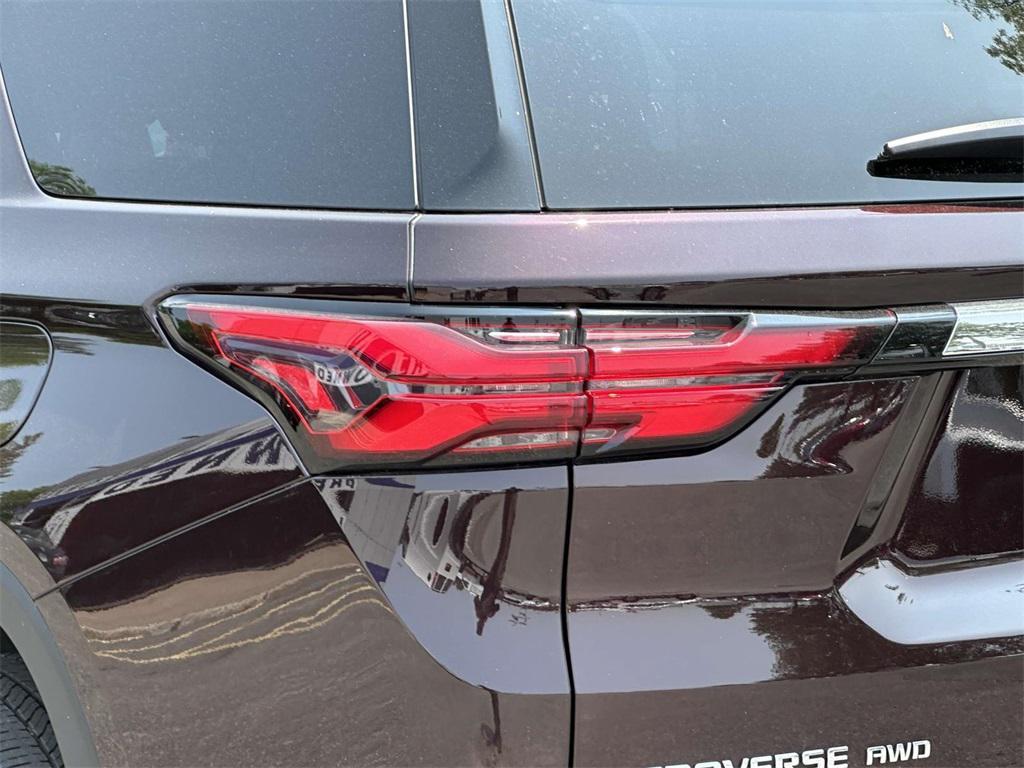 used 2023 Chevrolet Traverse car, priced at $24,995