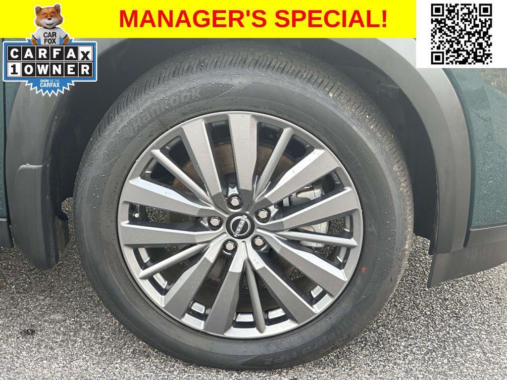 used 2025 Nissan Pathfinder car, priced at $34,000