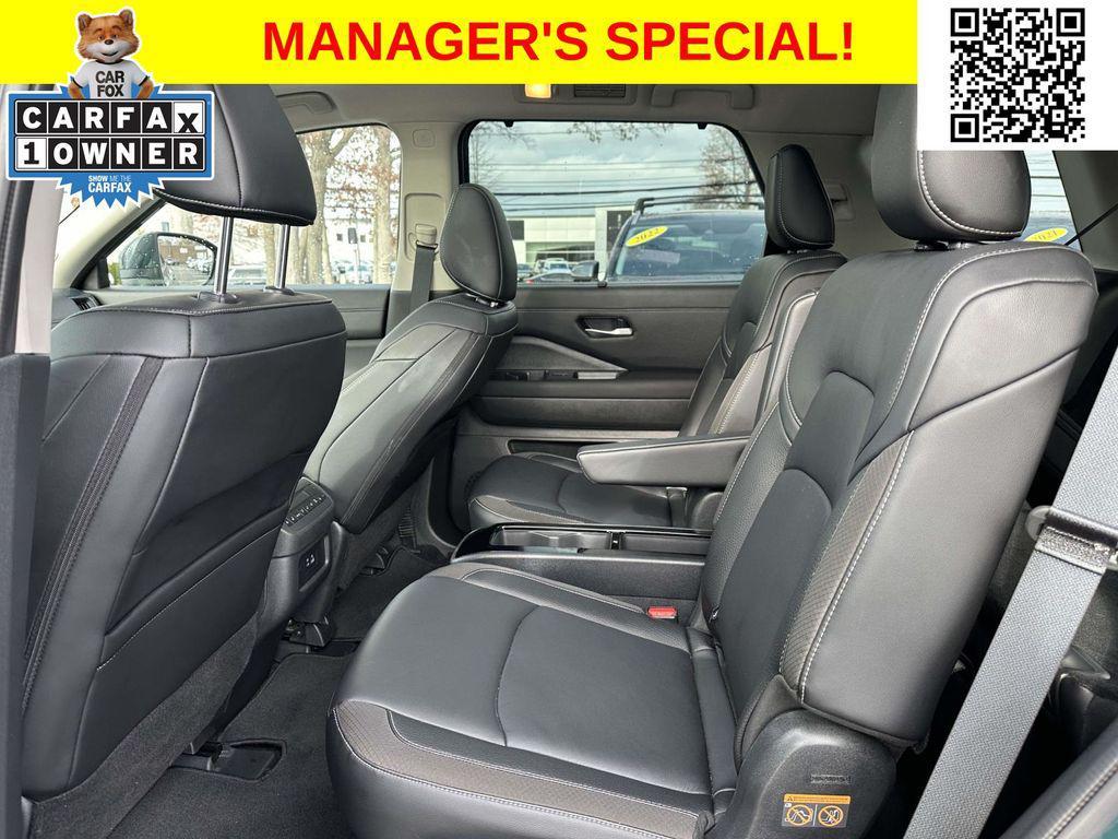 used 2025 Nissan Pathfinder car, priced at $34,000