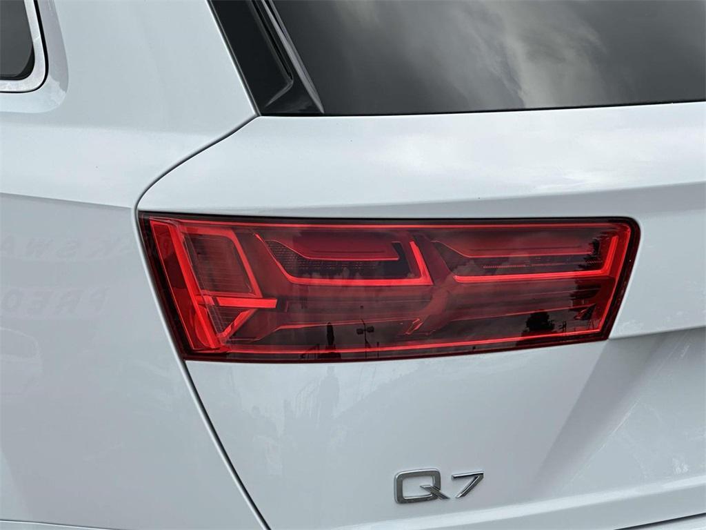 used 2019 Audi Q7 car, priced at $19,495
