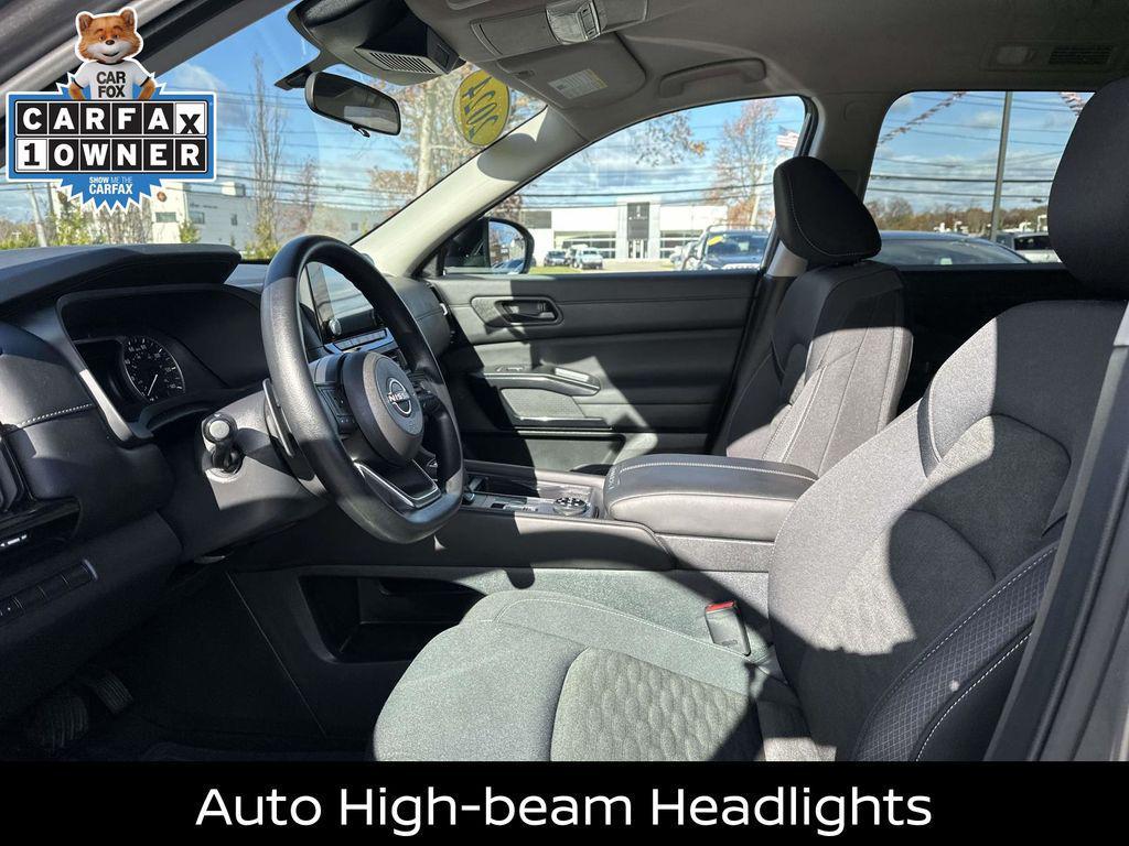 used 2024 Nissan Pathfinder car, priced at $25,789