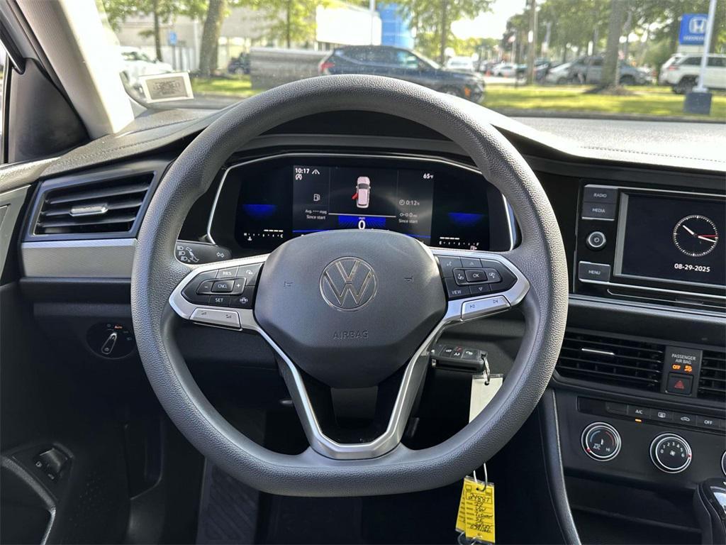 used 2023 Volkswagen Jetta car, priced at $15,495