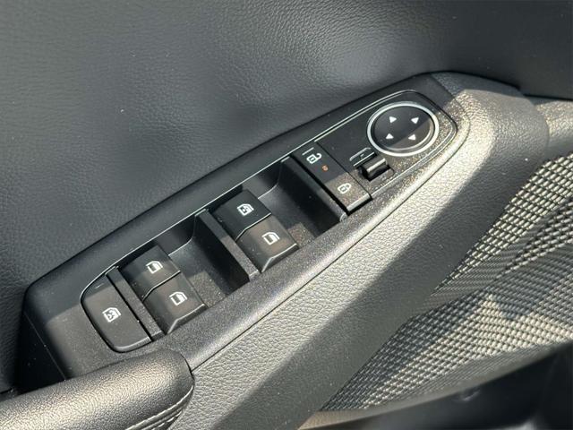 used 2025 Kia Seltos car, priced at $24,495