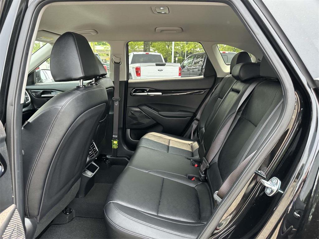used 2025 Kia Seltos car, priced at $22,995
