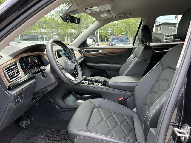 used 2025 Volkswagen Atlas car, priced at $38,485