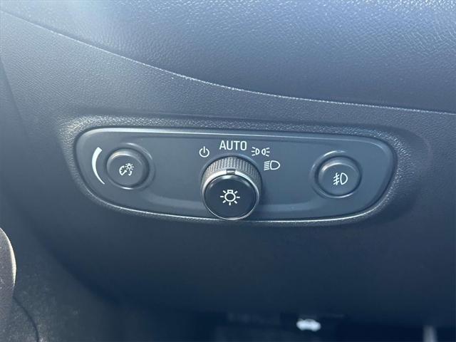 used 2021 Chevrolet Equinox car, priced at $17,395