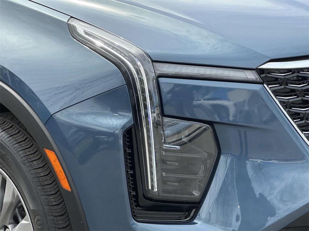 used 2024 Cadillac XT4 car, priced at $30,595