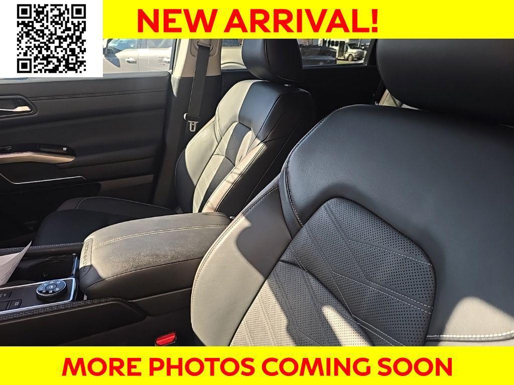 used 2025 Nissan Pathfinder car, priced at $36,909