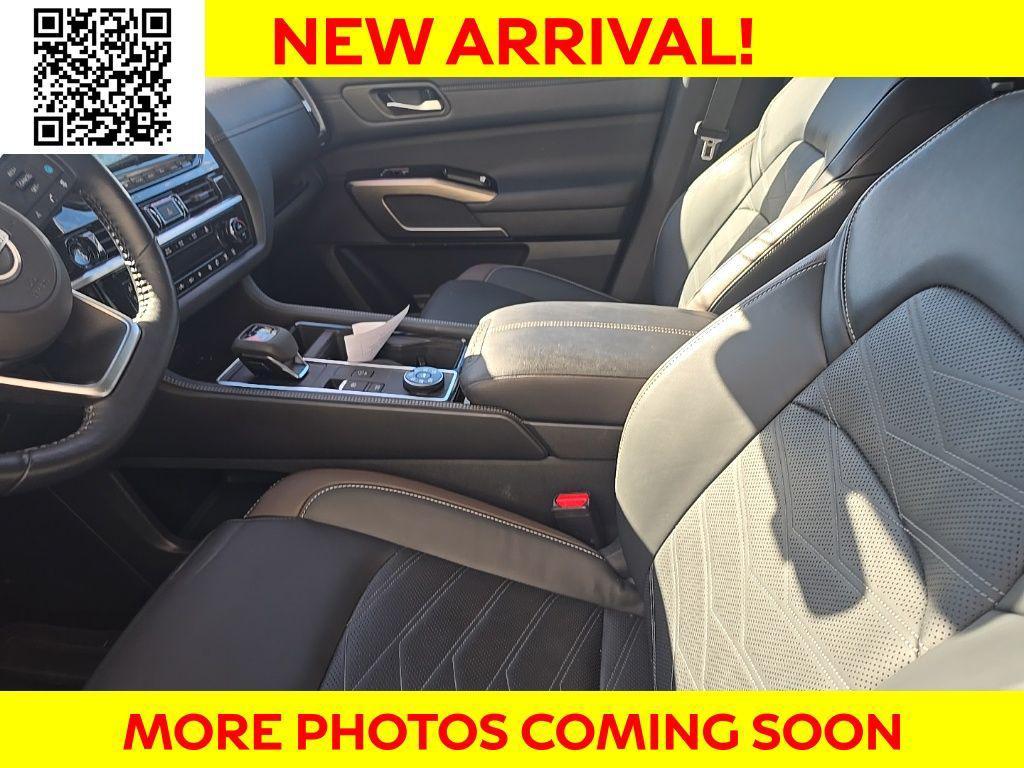 used 2025 Nissan Pathfinder car, priced at $36,909