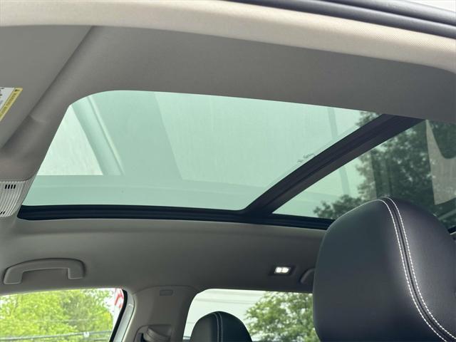 used 2025 Volkswagen Atlas car, priced at $40,995