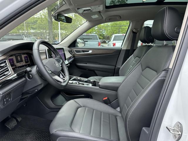 used 2025 Volkswagen Atlas car, priced at $40,995
