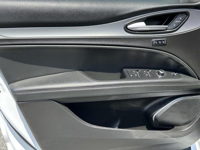 used 2022 Alfa Romeo Stelvio car, priced at $24,995