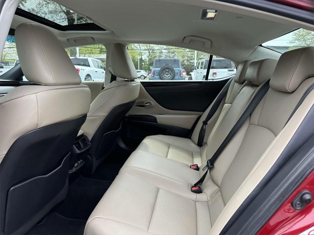 used 2019 Lexus ES 350 car, priced at $23,250