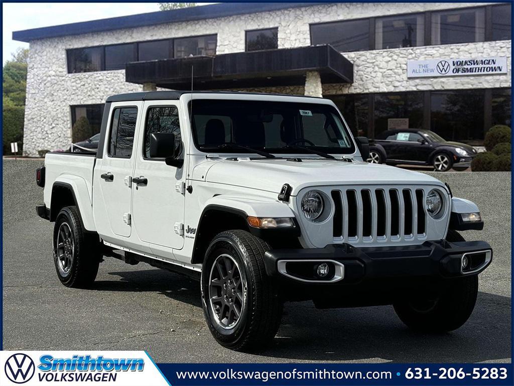 used 2023 Jeep Gladiator car, priced at $26,995