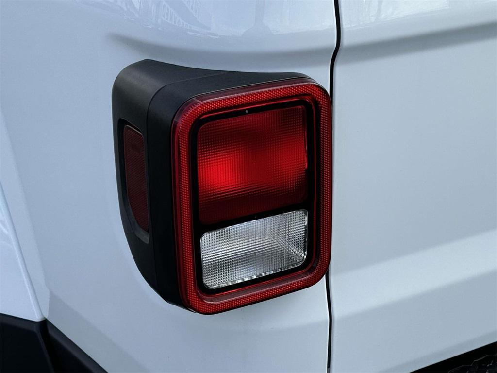 used 2023 Jeep Gladiator car, priced at $26,995