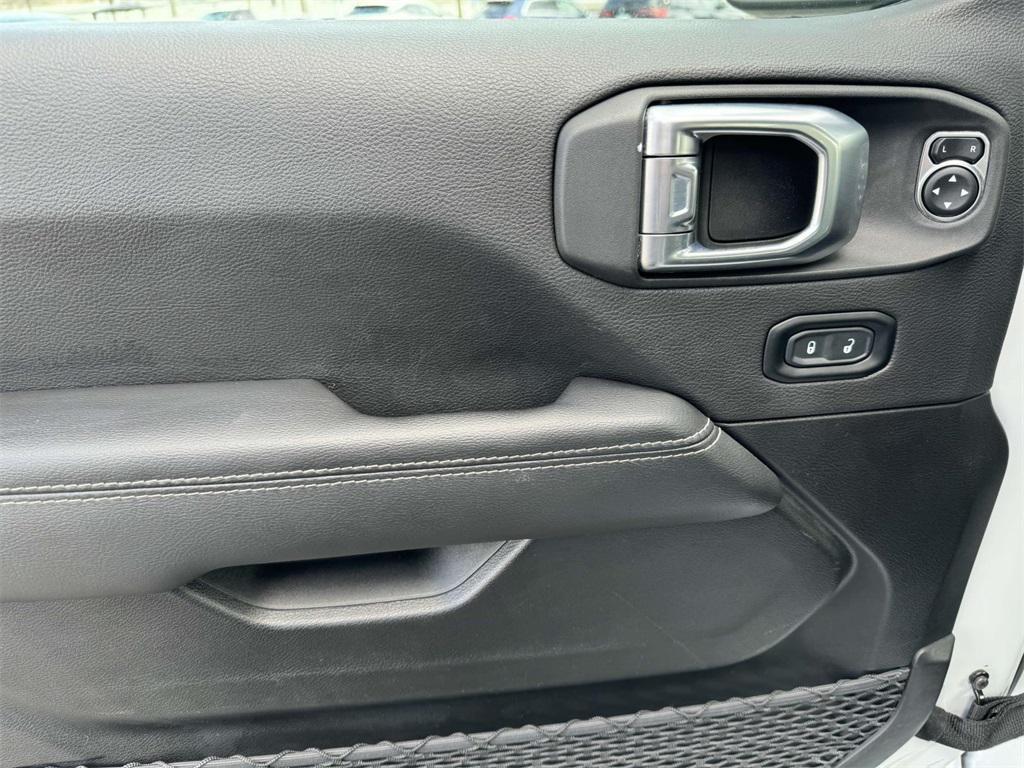 used 2023 Jeep Gladiator car, priced at $26,995