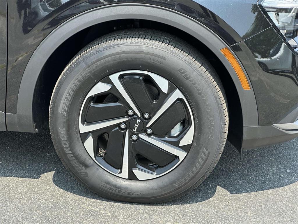 used 2023 Kia Sportage Hybrid car, priced at $22,995
