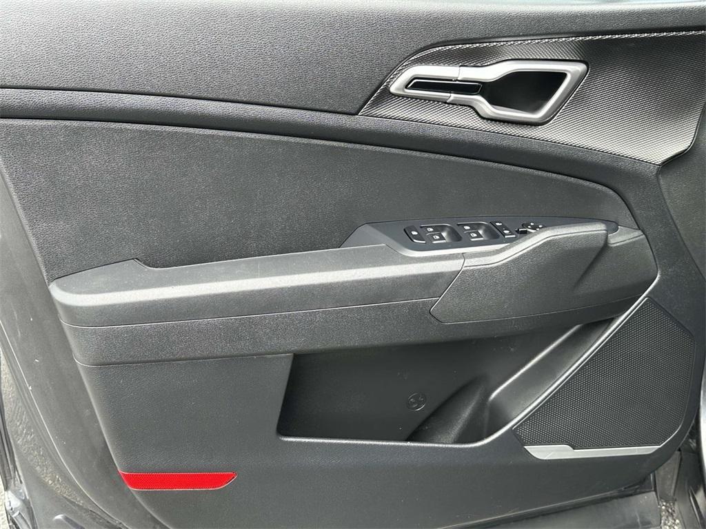 used 2023 Kia Sportage Hybrid car, priced at $22,695