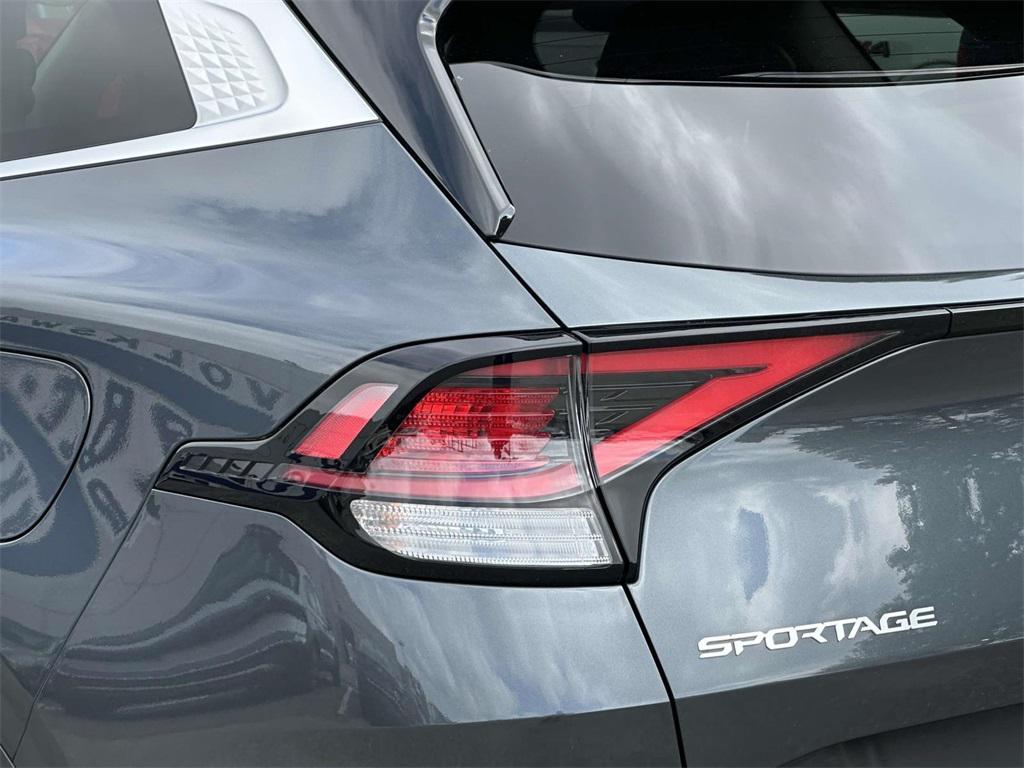used 2023 Kia Sportage Hybrid car, priced at $22,695