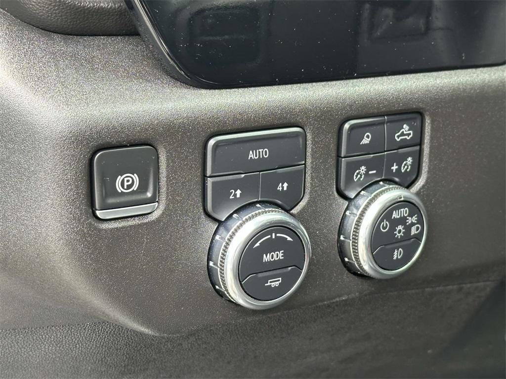 used 2024 GMC Sierra 1500 car, priced at $41,995