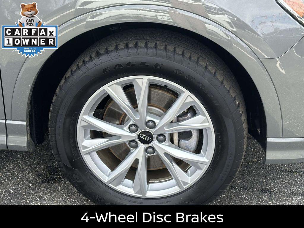 used 2024 Audi Q3 car, priced at $23,850