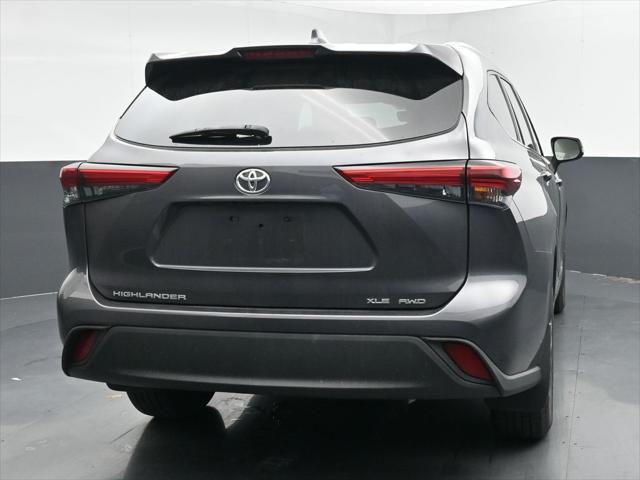 used 2021 Toyota Highlander car, priced at $37,652