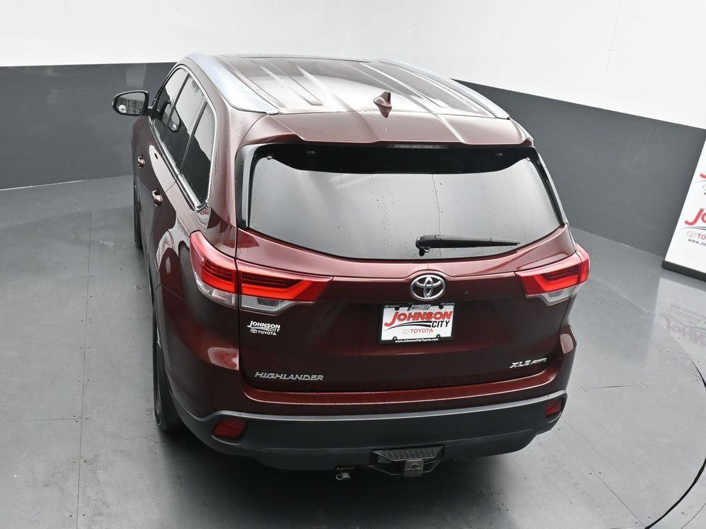 used 2018 Toyota Highlander car, priced at $20,266